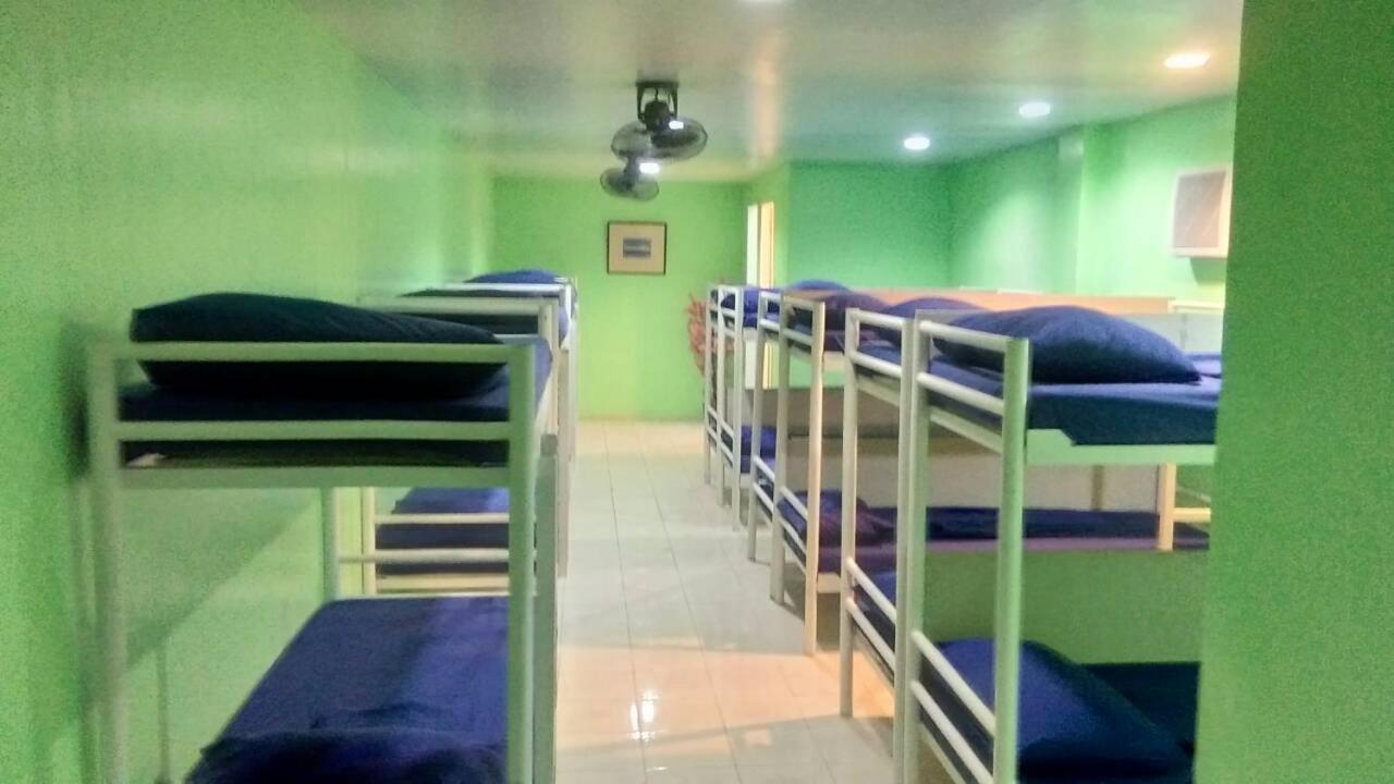 Bahay Ng Lahat Манила Екстериор снимка