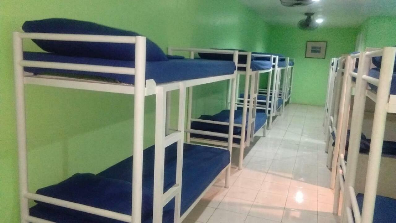 Bahay Ng Lahat Манила Екстериор снимка